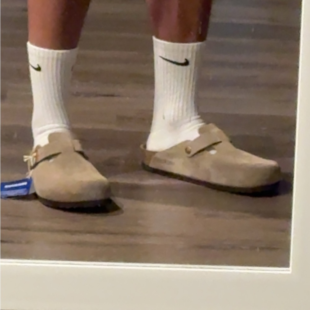 Birkenstock Men's Tan Suede Clogs